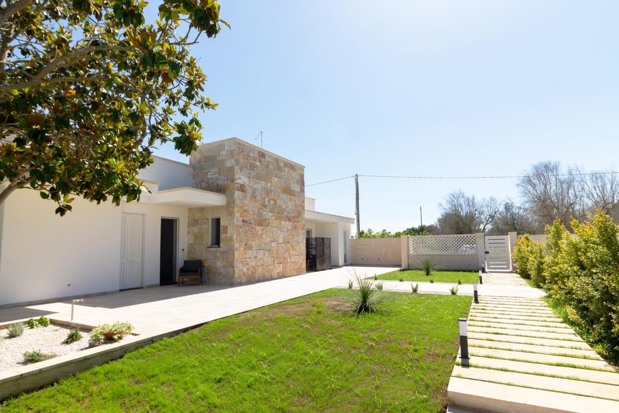 Sound Garden Charming Rooms Torre dell'Orso Buitenkant foto